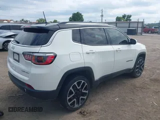 2018 Jeep Compass Limited with VIN 3C4NJDCBXJT298469, listed as a IAAI auction lot 42393665 with 61,589 mi miles and . Bid and sale history available at DreamBid. Image 4.