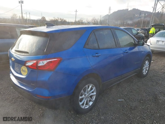 2019 Chevrolet Equinox LS with VIN 3GNAXSEV1KS521666, listed as a IAAI auction lot 40900088 with 77,573 mi miles. Bid and sale history available at carsss.com. Image 4.