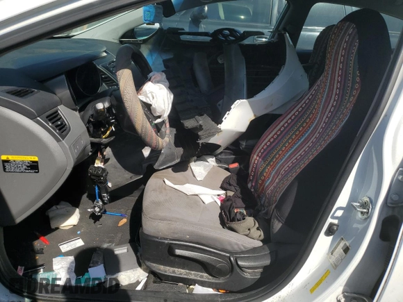 2015 Hyundai Elantra SE with VIN 5NPDH4AE7FH555616, listed as a Copart auction lot 53626195 with 162,927 mi miles and Salvage Title. Bid and sale history available at DreamBid. Image 7.