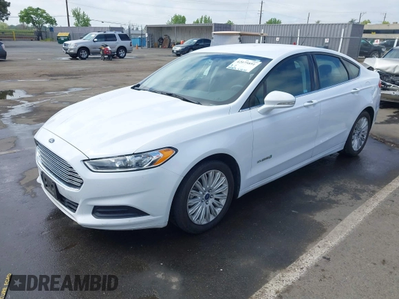 2016 Ford Fusion SE Hybrid with VIN 3FA6P0LU7GR397310, listed as a IAAI auction lot 42075891 with 124,879 mi miles. Bid and sale history available at carsss.com. Image 17.