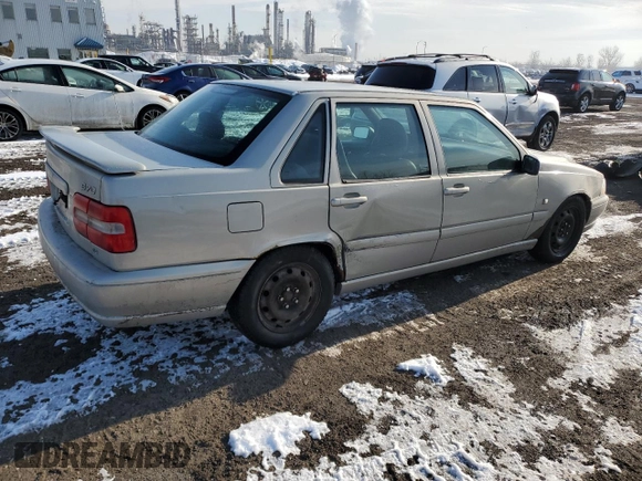 2000 Volvo S70 с VIN YV1LS61J6Y2649619, выставлен на аукционе Copart как лот 48540175 с пробегом 137 877 миль миль и Списание • Salvage title. История ставок и продаж доступна на DreamBid. Изображение 3.