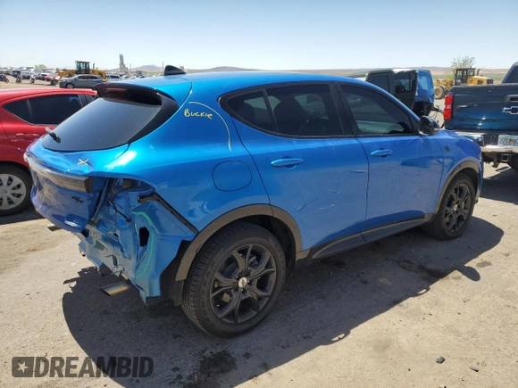 2024 Dodge Hornet R/T Plus z VIN ZACPDFDW2R3A25095, wystawiony jako Copart lot #54047445 z przebiegiem 5 090 mil mil oraz Szkoda całkowita • Salvage title. Historia ofert i sprzedaży dostępna na DreamBid. Obrazek 3.