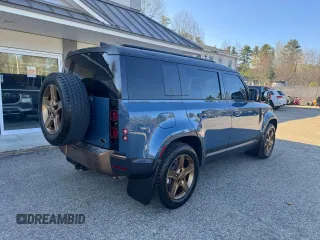 2020 Land Rover Defender SE with VIN SALEPEEU6L2017266, listed as a Copart auction lot 54608415 with 117,429 mi miles and Clean title. Bid and sale history available at DreamBid. Image 4.