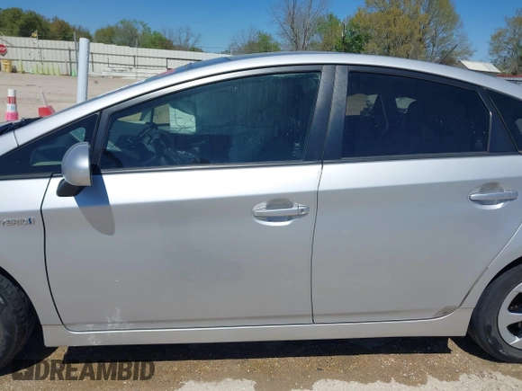 2015 Toyota Prius Four with VIN JTDKN3DUXF0428837, listed as a IAAI auction lot 41848140 with 70,597 mi miles. Bid and sale history available at carsss.com. Image 14.