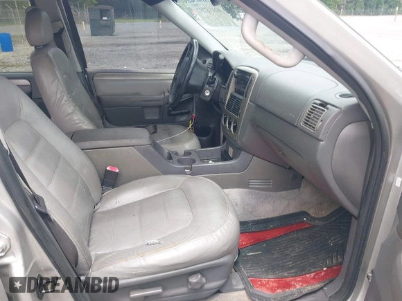 2004 Ford Explorer XLT с VIN 1FMZU63W74UB87536, выставлен на аукционе IAAI как лот 42498752 с пробегом 217 874 миль миль и . История ставок и продаж доступна на DreamBid. Изображение 5.