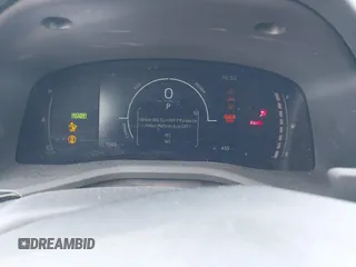 2025 Toyota Camry LE z VIN 4T1DBADK4SU011099, wystawiony jako IAAI lot #41949441 z przebiegiem 1 548 mil mil oraz . Historia ofert i sprzedaży dostępna na DreamBid. Obrazek 7.