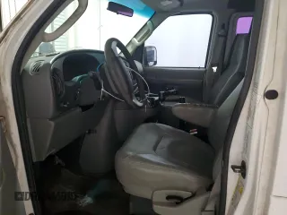 2006 Ford Econoline Cargo with VIN 1FTNE24L16DA80305, listed as a Copart auction lot 44340445 with 329,421 mi miles and Clean Title. Bid and sale history available at DreamBid. Image 7.