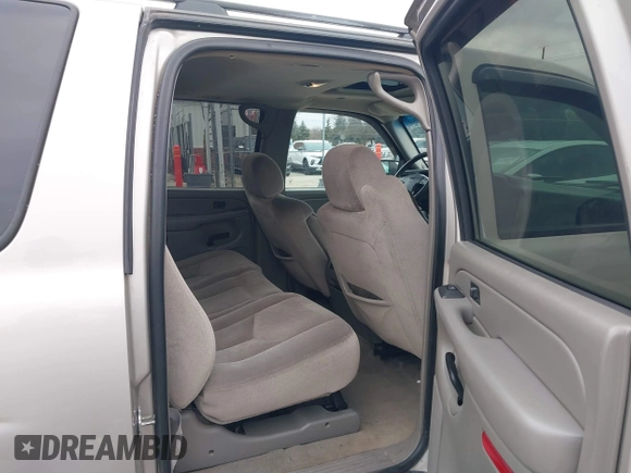 2005 GMC Yukon XL SLT with VIN 3GKEC16Z85G290245, listed as a IAAI auction lot 41709514 with 232,552 mi miles. Bid and sale history available at carsss.com. Image 8.