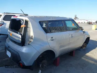2014 Kia Soul with VIN KNDJN2A23E7723499, listed as a IAAI auction lot 40125847 with 1 mi miles. Bid and sale history available at carsss.com. Image 4.