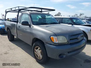 2003 Toyota Tundra with VIN 5TBJN32123S435299, listed as a IAAI auction lot 41616708 with 204,876 mi miles. Bid and sale history available at carsss.com. Image 1.