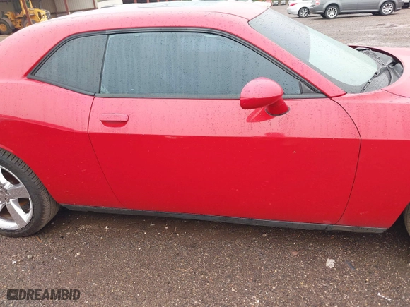 2011 Dodge Challenger with VIN 2B3CJ4DG2BH557162, listed as a IAAI auction lot 41977762 with 256,629 mi miles. Bid and sale history available at carsss.com. Image 13.