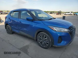 2022 Nissan Kicks SV with VIN 3N1CP5CV1NL478468, listed as a Copart auction lot 52901385 with 67,767 mi miles and Clean Title. Bid and sale history available at carsss.com. Image 4.