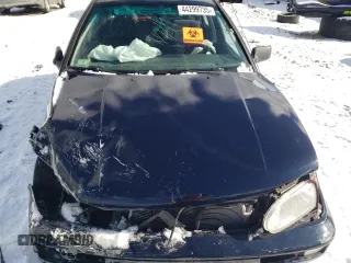 1998 Volkswagen Golf z VIN 3VWFA81H7WM245388, wystawiony jako Copart lot #51585355 z przebiegiem Nie podano mil oraz Nie do naprawy • Non repairable. Historia ofert i sprzedaży dostępna na DreamBid. Obrazek 11.