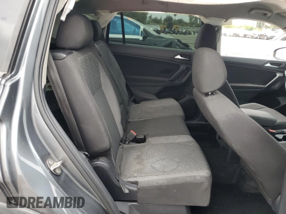 2019 Volkswagen Tiguan S с VIN 3VV1B7AX6KM150585, выставлен на аукционе Copart как лот 59915475 с пробегом 89 729 миль миль и Списание • Salvage title. История ставок и продаж доступна на DreamBid. Изображение 11.