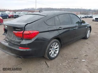 2016 BMW 5 Series Gran Turismo 550i xDrive with VIN WBA5M0C53GD085191, listed as a IAAI auction lot 41679692 with 117,326 mi miles. Bid and sale history available at carsss.com. Image 4.