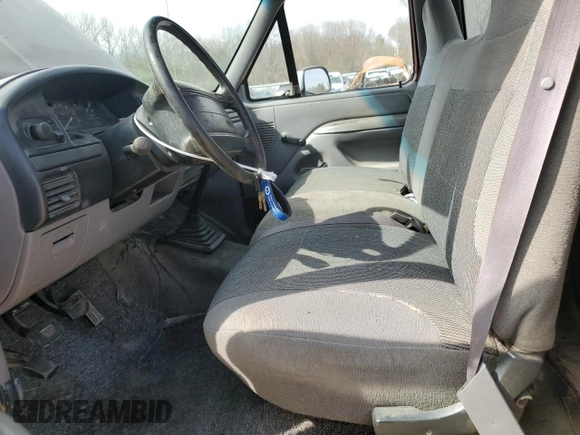 1996 Ford F-150 z VIN 1FTEF15YXTLB80311, wystawiony jako Copart lot #47094675 z przebiegiem 230 466 mil mil oraz Szkoda całkowita • Salvage title. Historia ofert i sprzedaży dostępna na DreamBid. Obrazek 7.