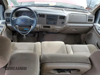 2003 Ford F-250 XL z VIN 1FTNX21L03ED48913, wystawiony jako Copart lot #54708035 z przebiegiem 172 963 mil mil oraz Czysty tytuł • Clean title. Historia ofert i sprzedaży dostępna na DreamBid. Obrazek 8.