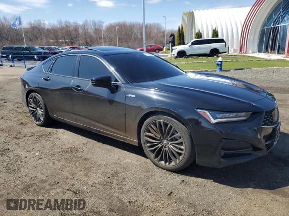 2022 Acura TLX w/A-Spec Package with VIN 19UUB6F55NA002749, listed as a Copart auction lot 51296665 with 33,345 mi miles and Salvage Title. Bid and sale history available at carsss.com. Image 4.