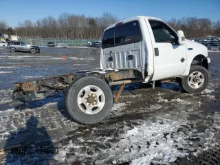 2006 Ford F-350 with VIN 1FDWF31P76EA59690, listed as a Copart auction lot 42382135 with Not provided miles and Salvage title. Bid and sale history available at DreamBid. Image 3.