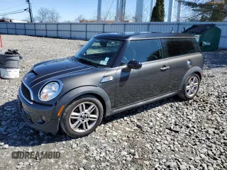 2011 MINI Clubman S z VIN WMWZG3C57BTY30744, wystawiony jako Copart lot #49994425 z przebiegiem 38 674 mil mil oraz Szkoda całkowita • Salvage title. Historia ofert i sprzedaży dostępna na DreamBid. Obrazek 1.