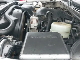 2001 Chevrolet Silverado 2500 with VIN 1GCGC24U61Z327515, listed as a IAAI auction lot 42747037 with Not provided miles and . Bid and sale history available at DreamBid. Image 19.