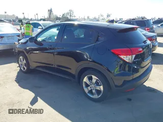 2021 Honda HR-V LX with VIN 3CZRU5H32MM724941, listed as a IAAI auction lot 41647591 with 41,408 mi miles. Bid and sale history available at carsss.com. Image 3.