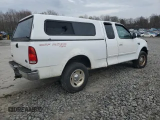 2001 Ford F-150 XL with VIN 1FTRX18L41KF91172, listed as a Copart auction lot 51536785 with 176,370 mi miles and Clean Title. Bid and sale history available at carsss.com. Image 3.