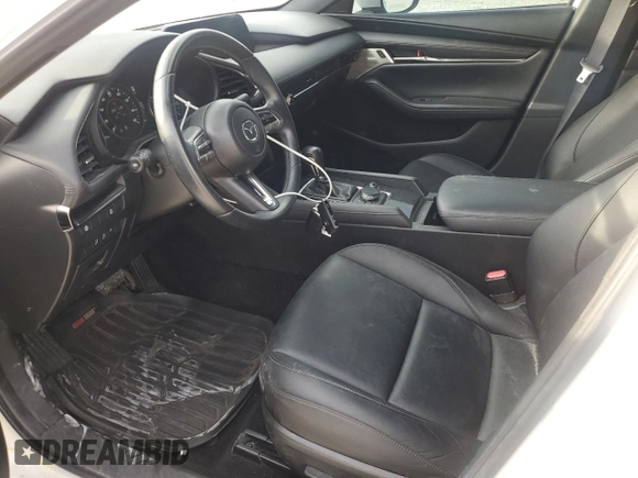 2019 Mazda Mazda3 Hatchback w/Preferred Pkg with VIN JM1BPBMM6K1130889, listed as a Copart auction lot 82564484 with 59,839 mi miles and Salvage Title. Bid and sale history available at carsss.com. Image 7.