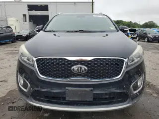 2017 Kia Sorento EX z VIN 5XYPHDA59HG246351, wystawiony jako Copart lot #58919185 z przebiegiem 119 615 mil mil oraz Czysty tytuł • Clean title. Historia ofert i sprzedaży dostępna na DreamBid. Obrazek 5.