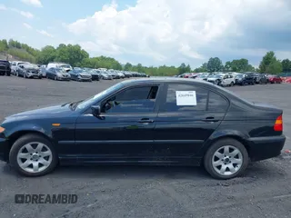 2003 BMW 3 Series 325xi with VIN WBAEU33443PM57039, listed as a IAAI auction lot 42649846 with 187,212 mi miles and . Bid and sale history available at DreamBid. Image 6.