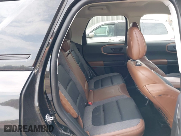 2021 Ford Bronco Sport Outer Banks z VIN 3FMCR9C65MRA88763, wystawiony jako IAAI lot #42113358 z przebiegiem 17 495 mil mil oraz . Historia ofert i sprzedaży dostępna na DreamBid. Obrazek 8.