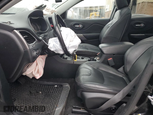 2020 Jeep Cherokee Limited with VIN 1C4PJMDX3LD562210, listed as a Copart auction lot 82904974 with 101,022 mi miles and Non repairable. Bid and sale history available at DreamBid. Image 7.