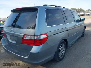 2006 Honda Odyssey EX-L with VIN 5FNRL38736B112674, listed as a IAAI auction lot 41909227 with 223,289 mi miles. Bid and sale history available at carsss.com. Image 4.