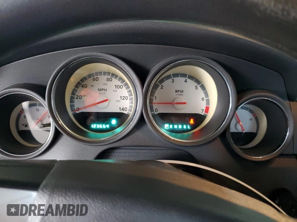 2008 Dodge Charger z VIN 2B3KA43R98H149832, wystawiony jako Copart lot #50535435 z przebiegiem 123 654 mil mil oraz Szkoda całkowita • Salvage title. Historia ofert i sprzedaży dostępna na DreamBid. Obrazek 9.