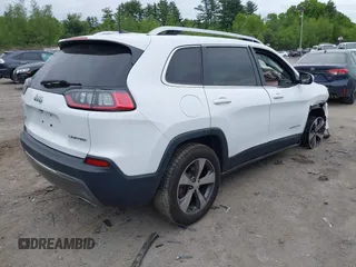 2019 Jeep Cherokee Limited z VIN 1C4PJMDN1KD251257, wystawiony jako IAAI lot #42315288 z przebiegiem 82 810 mil mil oraz . Historia ofert i sprzedaży dostępna na DreamBid. Obrazek 4.