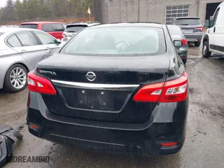 2019 Nissan Sentra SR with VIN 3N1AB7AP1KY279375, listed as a IAAI auction lot 41912111 with 90,860 mi miles. Bid and sale history available at carsss.com. Image 17.