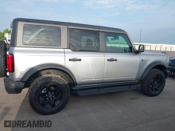 2024 Ford Bronco Black Diamond with VIN 1FMDE1BH5RLB38488, listed as a IAAI auction lot 42650965 with 944 mi miles and . Bid and sale history available at DreamBid. Image 13.