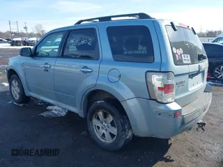 2008 Mercury Mariner with VIN 4M2CU91ZX8KJ30882, listed as a IAAI auction lot 41596802 with 204,769 mi miles. Bid and sale history available at carsss.com. Image 3.