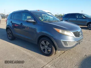 2012 Kia Sportage LX z VIN KNDPB3A25C7291522, wystawiony jako IAAI lot #42294484 z przebiegiem 208 713 mil mil oraz . Historia ofert i sprzedaży dostępna na DreamBid. Obrazek 1.