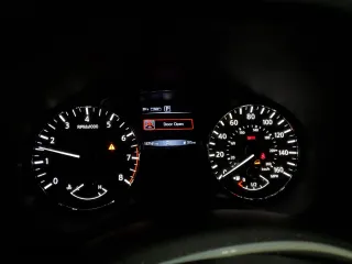 2018 Nissan Pathfinder SL with VIN 5N1DR2MM4JC644354, listed as a Copart auction lot 87827465 with 157,161 mi miles and Salvage Title. Bid and sale history available at carsss.com. Image 9.