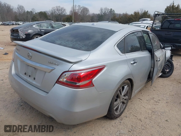 2013 Nissan Altima SL with VIN 1N4BL3AP5DC162522, listed as a IAAI auction lot 41684332 with 161,423 mi miles and . Bid and sale history available at DreamBid. Image 4.