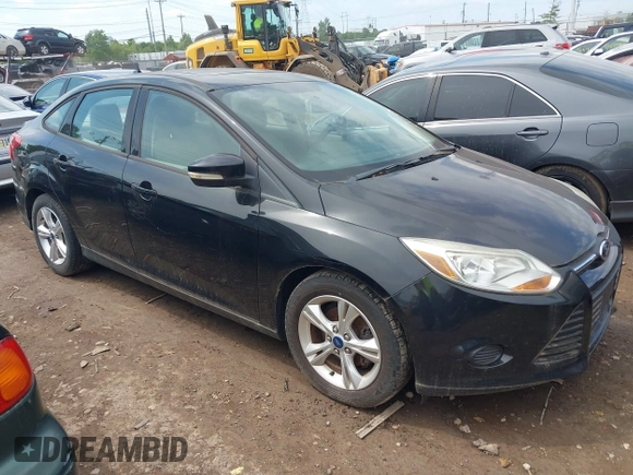 2013 Ford Focus SE z VIN 1FADP3F27DL183754, wystawiony jako IAAI lot #42677654 z przebiegiem 117 966 mil mil oraz . Historia ofert i sprzedaży dostępna na DreamBid. Obrazek 1.