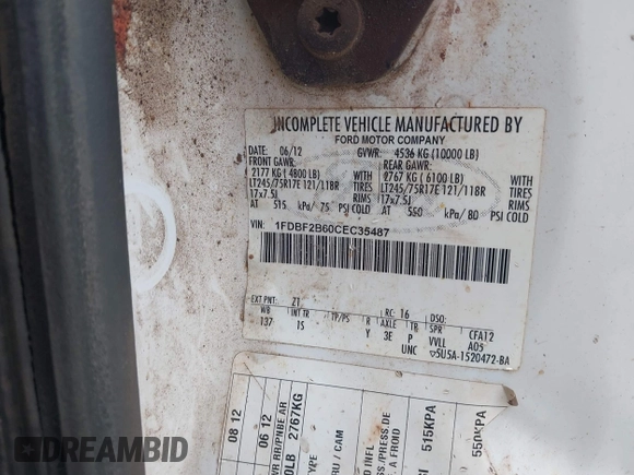2012 Ford F-250 XL с VIN 1FDBF2B60CEC35487, выставлен на аукционе IAAI как лот 42251524 с пробегом 380 107 миль миль и . История ставок и продаж доступна на DreamBid. Изображение 9.