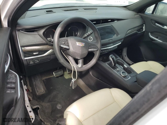 2022 Cadillac XT4 FWD Sport with VIN 1GYFZER44NF118862, listed as a Copart auction lot 44442625 with 14,983 mi miles and Non Repairable. Bid and sale history available at carsss.com. Image 8.