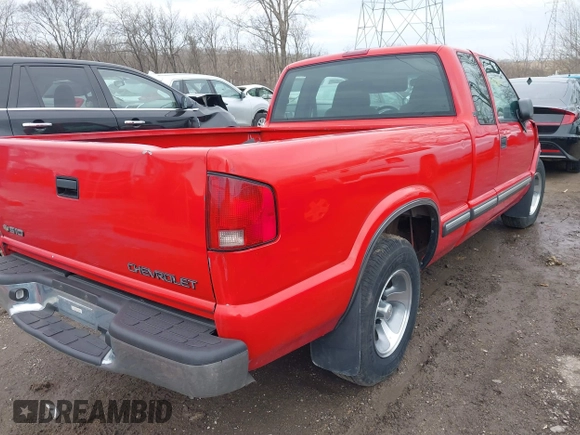 2001 Chevrolet S-10 LS with VIN 1GCCS19531K152758, listed as a IAAI auction lot 41700062 with 74,422 mi miles and . Bid and sale history available at DreamBid. Image 4.
