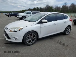 2012 Ford Focus SEL with VIN 1FAHP3M29CL183046, listed as a Copart auction lot 58262564 with 118,395 mi miles and Non Repairable. Bid and sale history available at carsss.com. Image 1.