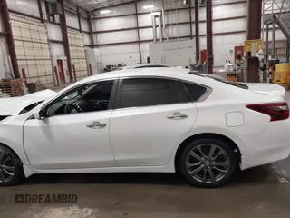 2018 Nissan Altima SV with VIN 1N4AL3AP9JC271718, listed as a IAAI auction lot 41787242 with 73,523 mi miles and . Bid and sale history available at carsss.com. Image 14.