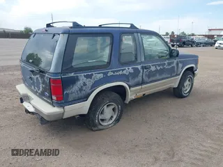 1991 Ford Explorer z VIN 1FMCU24X0MUA91155, wystawiony jako IAAI lot #42314856 z przebiegiem 75 836 mil mil oraz . Historia ofert i sprzedaży dostępna na DreamBid. Obrazek 4.