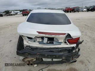 2012 BMW 6 Series 650i z VIN WBALX3C50CC528560, wystawiony jako Copart lot #81046454 z przebiegiem Nie podano mil oraz Nie do naprawy • Non repairable. Historia ofert i sprzedaży dostępna na DreamBid. Obrazek 6.