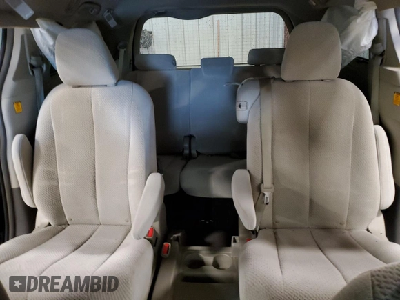 2012 Toyota Sienna LE AAS с VIN 5TDKK3DC6CS180529, выставлен на аукционе Copart как лот 55704195 с пробегом 140 470 миль миль и Чистый • Clean title. История ставок и продаж доступна на DreamBid. Изображение 10.